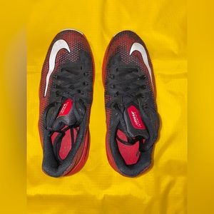 Nike Air Max Infuriate low basketball shoes (size 5.5)